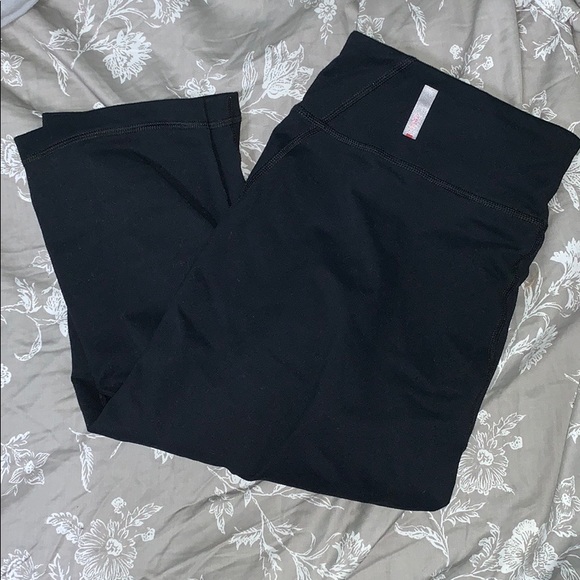 Zella Pants Black Cropped Leggings Poshmark